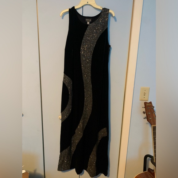 Onyx Nite Formal Dress - Picture 2 of 5